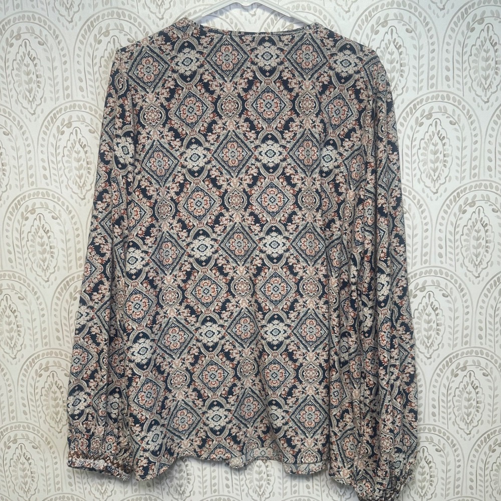 Hailey & Co Women tunic Peasant Boho Geometric Print Long Sleeve Tie Neck - Picture 2 of 9